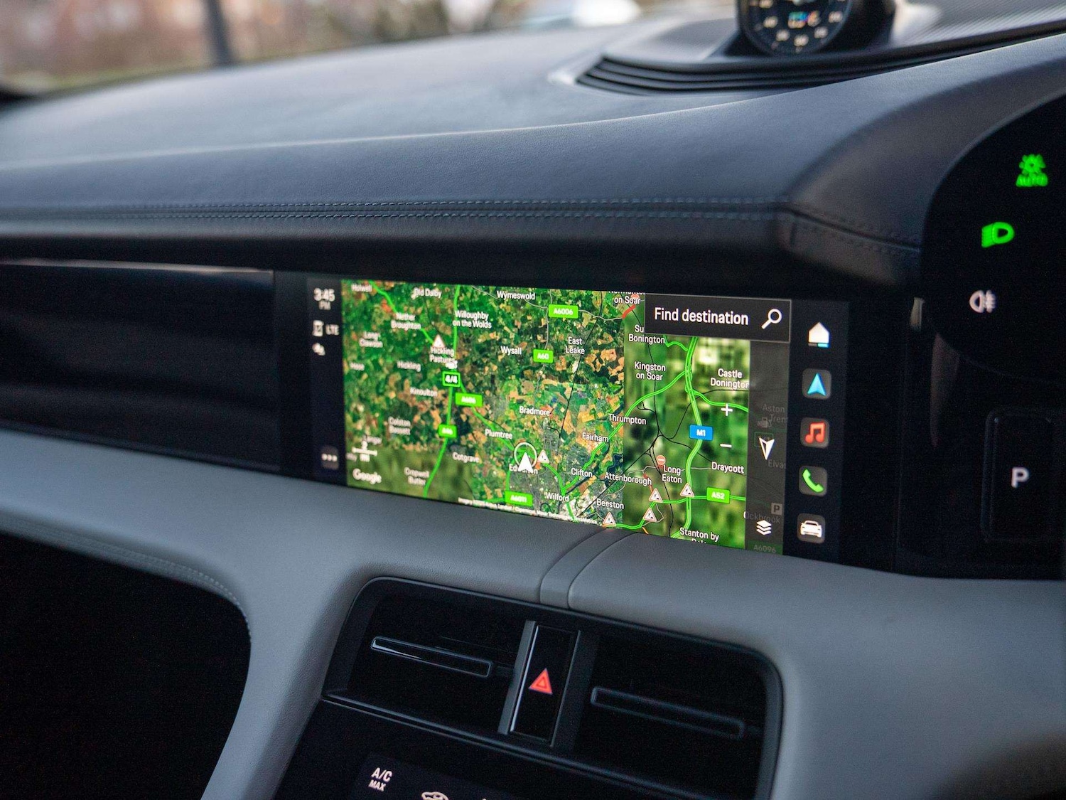 Used Porsche Taycan 2023 for sale - 76978740: Photo 21