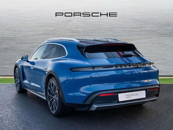 Used Porsche Taycan 2023 for sale - 76978740: Photo