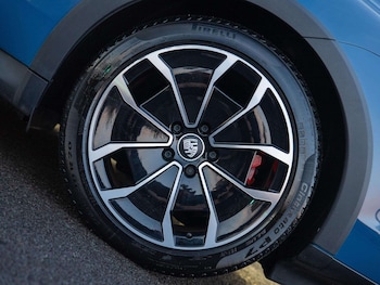 Used Porsche Taycan 2023 for sale - 76978740: Photo