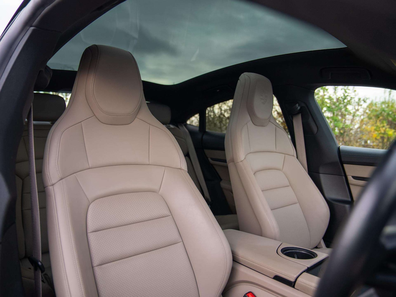 Used Porsche Taycan 2022 for sale - 76540883: Photo 10