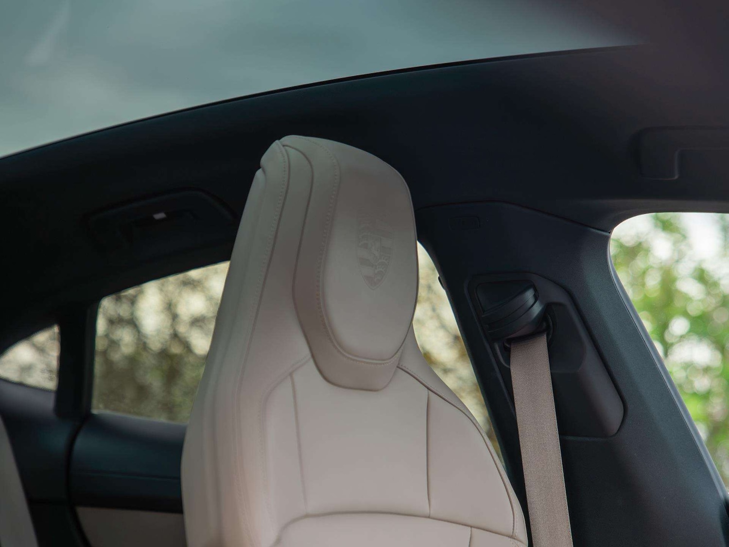 Used Porsche Taycan 2022 for sale - 76540883: Photo 12