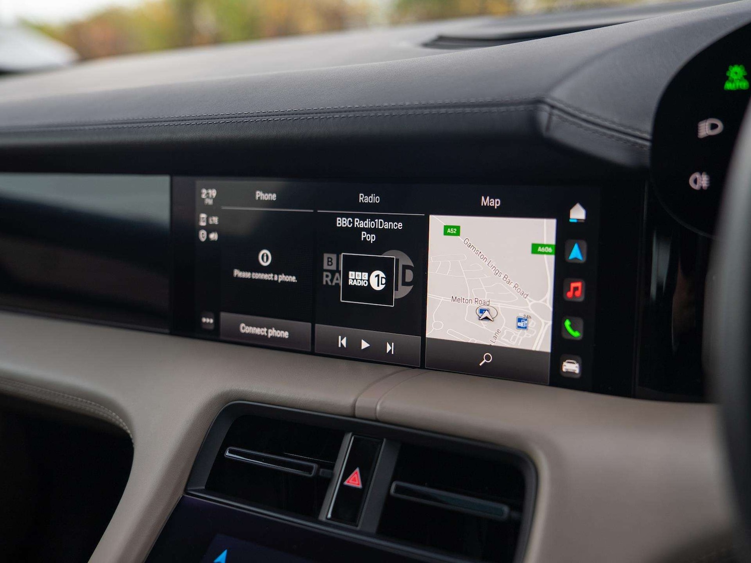 Used Porsche Taycan 2022 for sale - 76540883: Photo 18