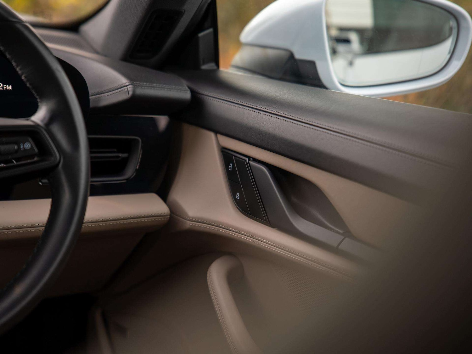 Used Porsche Taycan 2022 for sale - 76540883: Photo 26