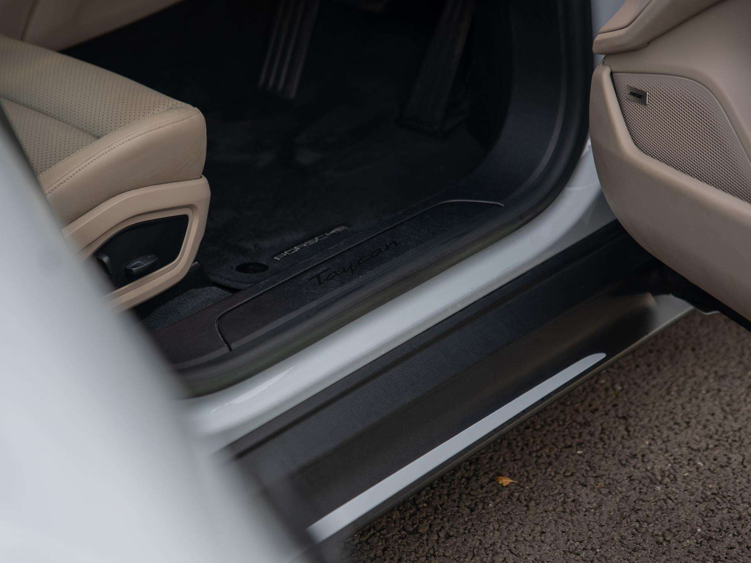 Used Porsche Taycan 2022 for sale - 76540883: Photo 34