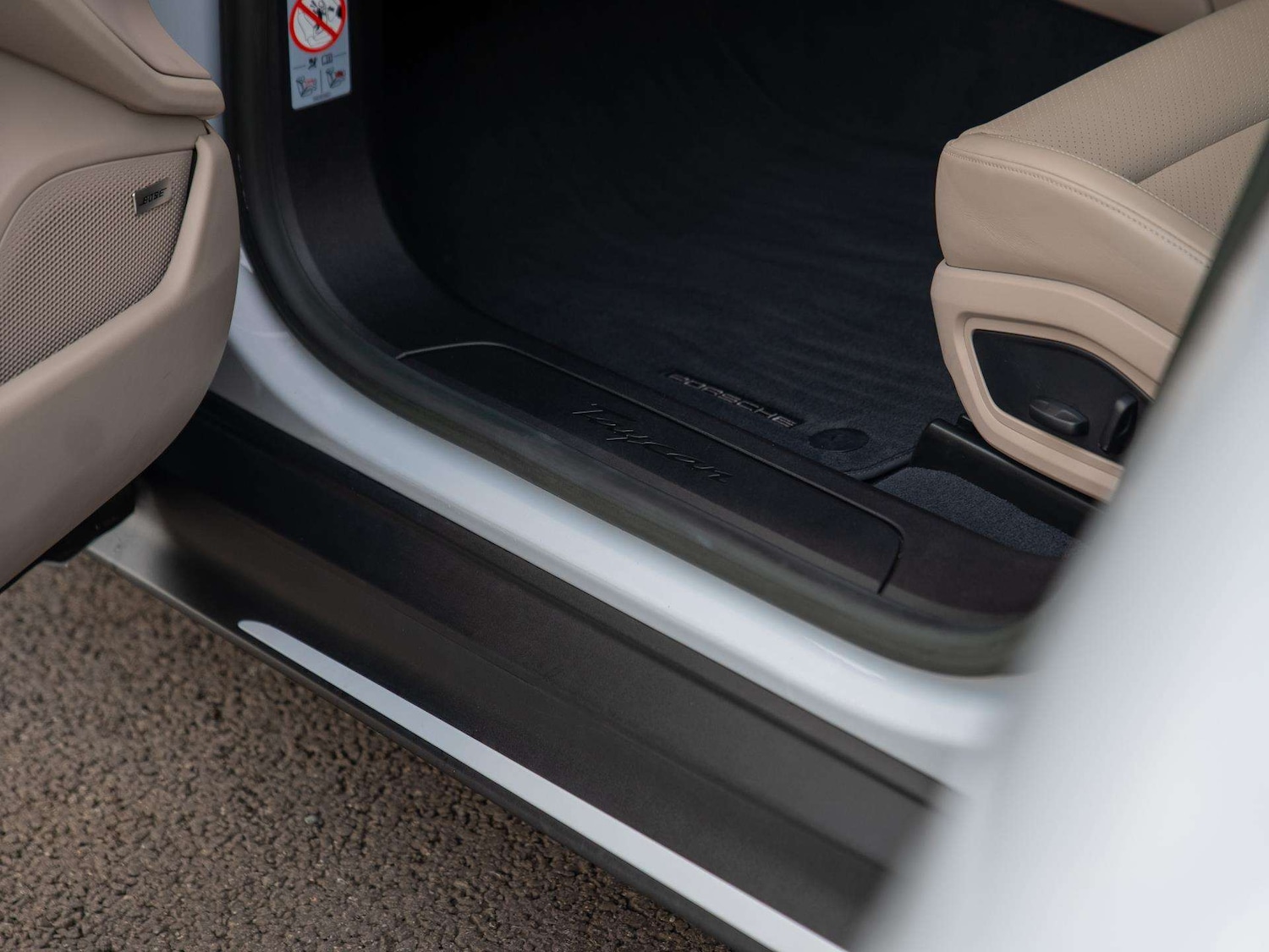 Used Porsche Taycan 2022 for sale - 76540883: Photo 35