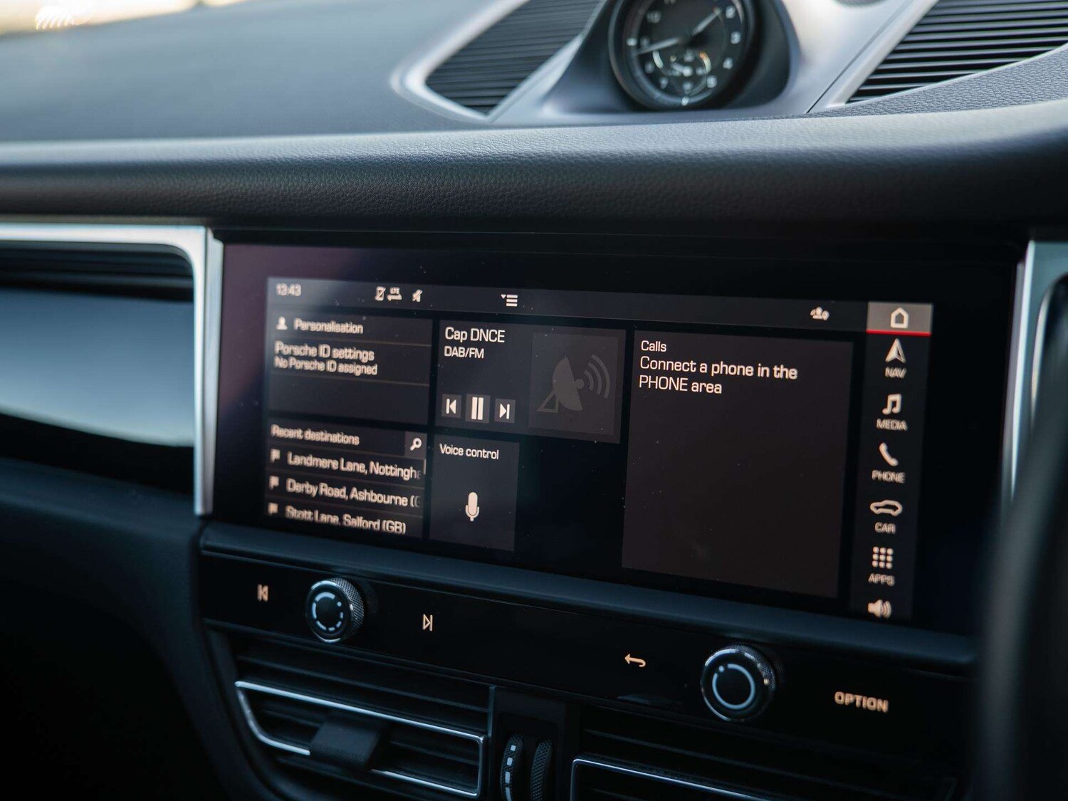 Used Porsche Macan 2023 for sale - 77674588: Photo 14