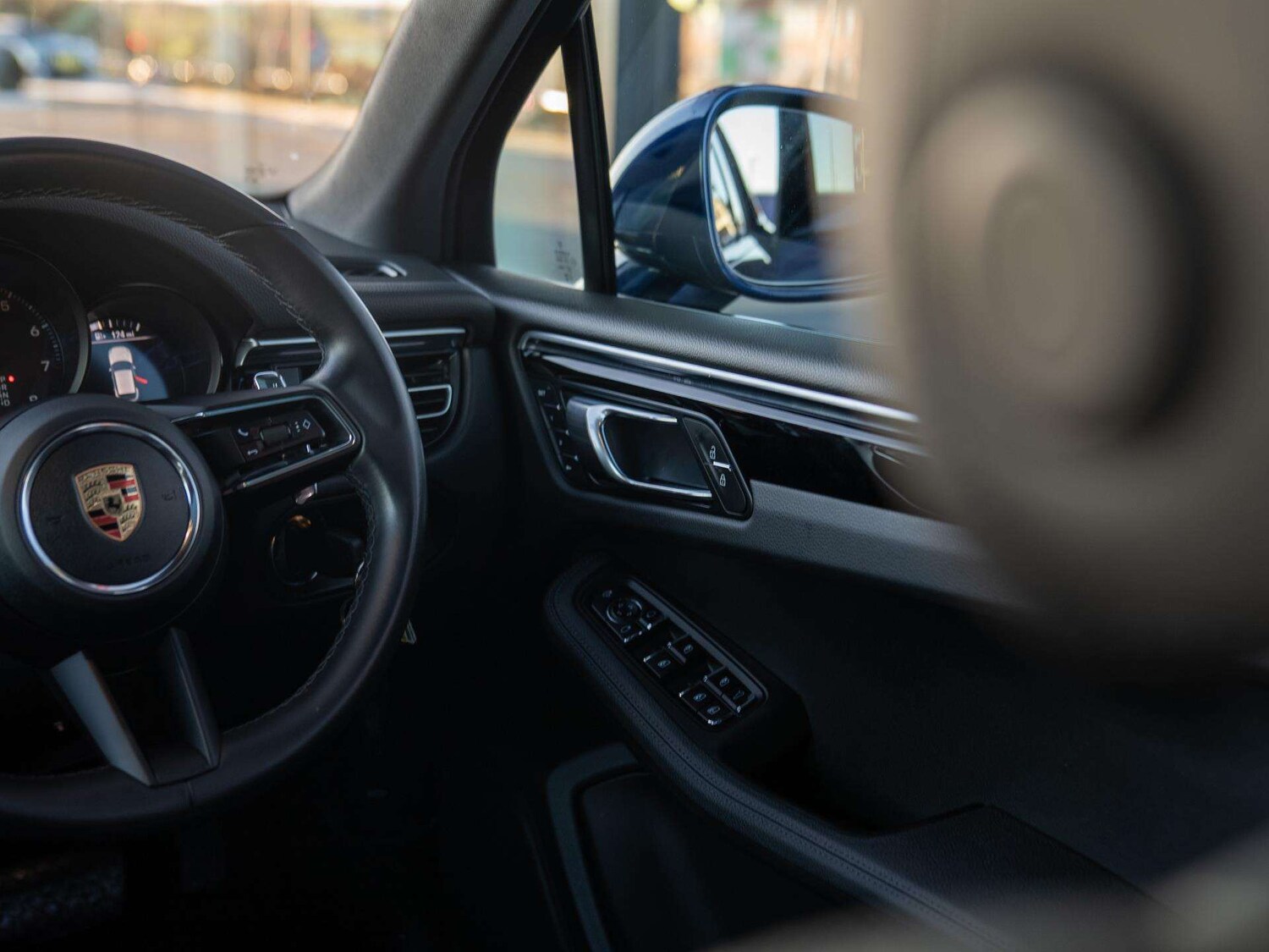 Used Porsche Macan 2023 for sale - 77674588: Photo 24