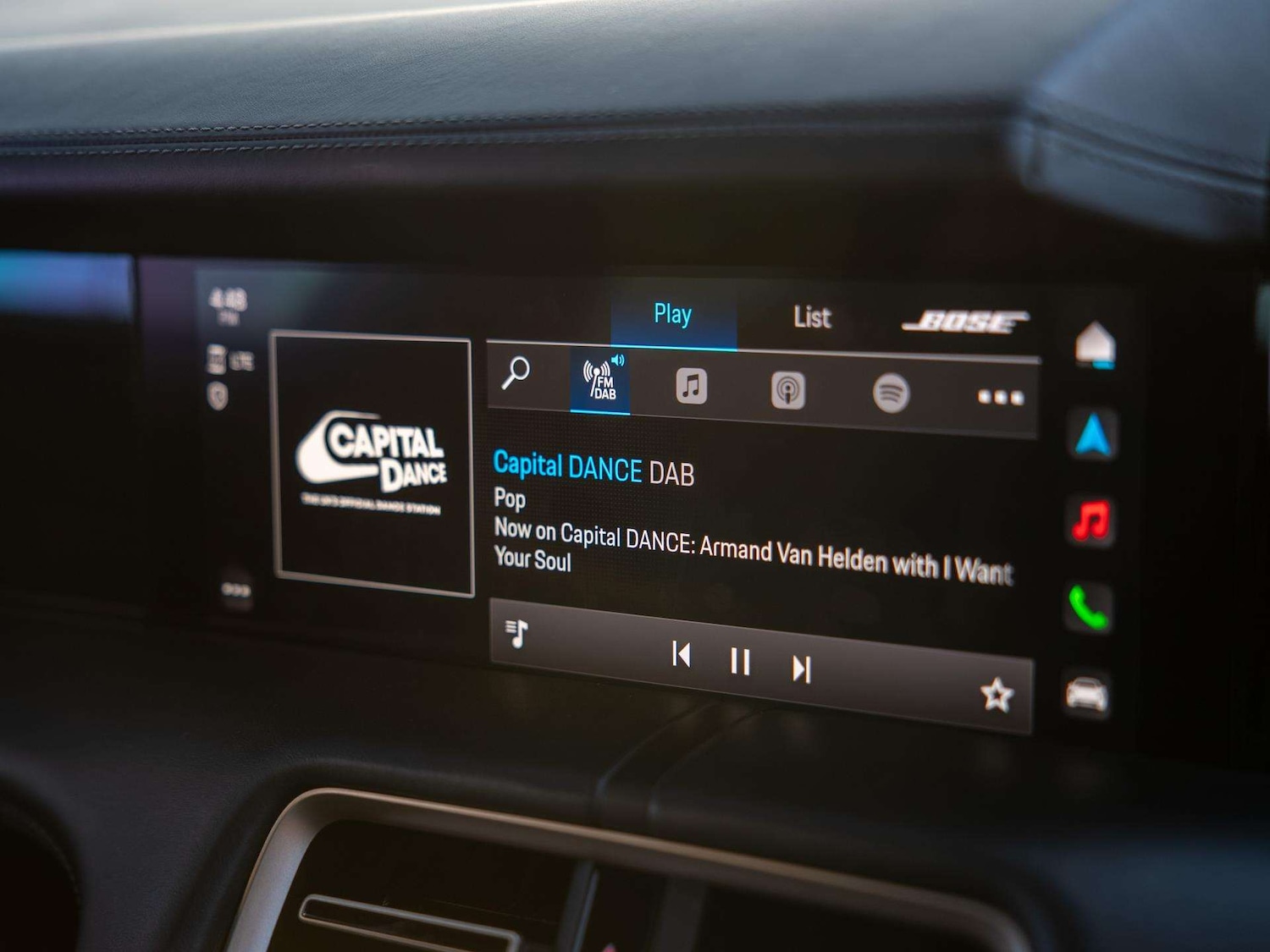 Used Porsche Taycan 2021 for sale - 77756661: Photo 19