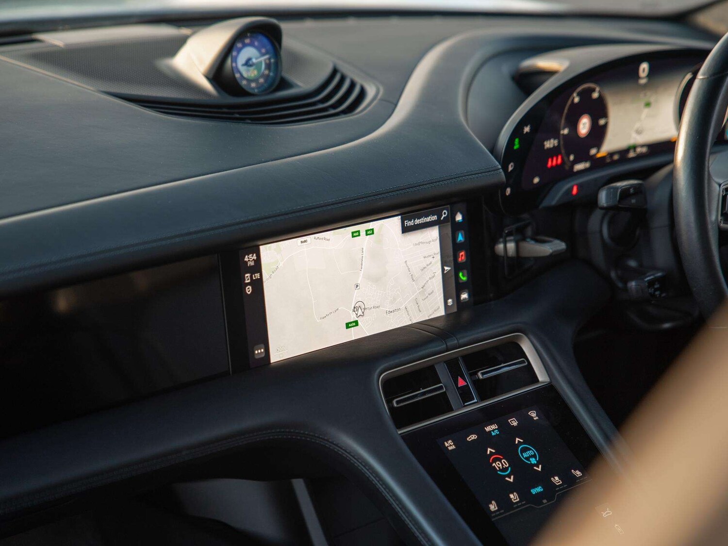 Used Porsche Taycan 2021 for sale - 77756661: Photo 28