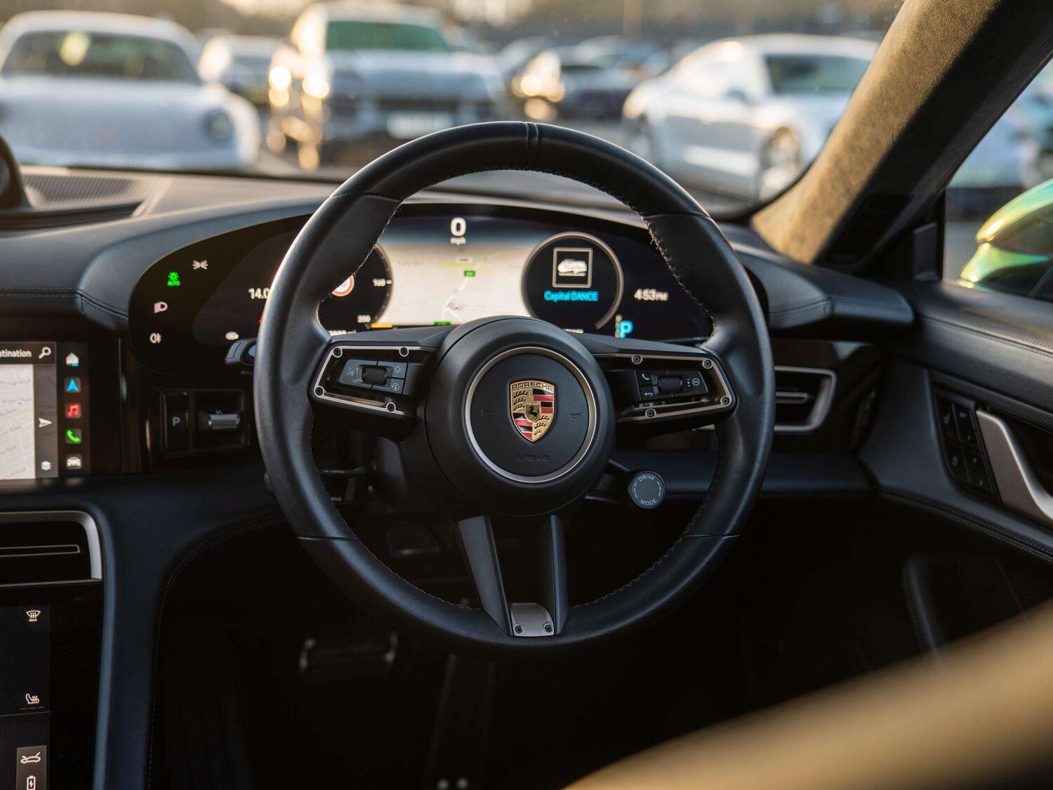 Used Porsche Taycan 2021 for sale - 77756661: Photo 8