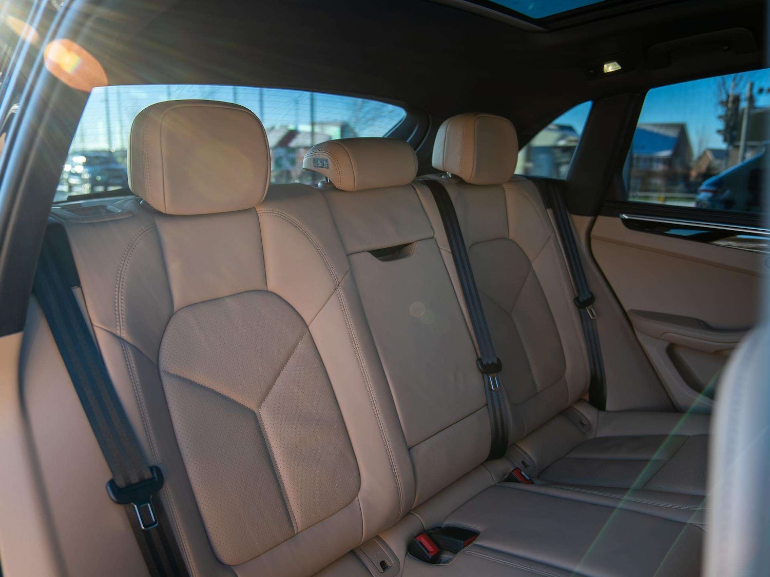 Used Porsche Macan 2023 for sale - 77134779: Photo 11