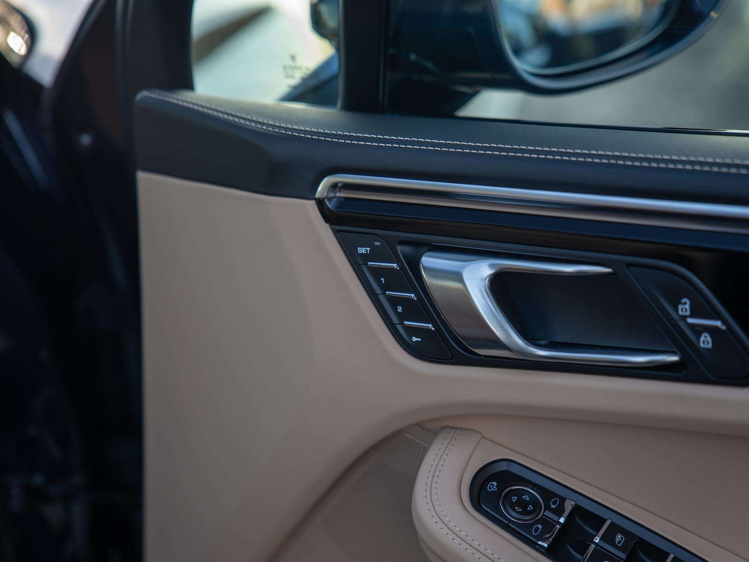 Used Porsche Macan 2023 for sale - 77134779: Photo 31