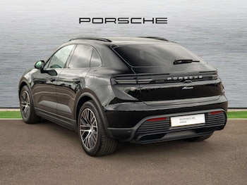 Used Porsche Macan 2024 for sale - 78881081: Photo