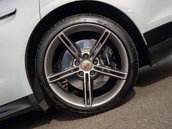 Used Porsche Taycan 2022 for sale - 79784676: Photo