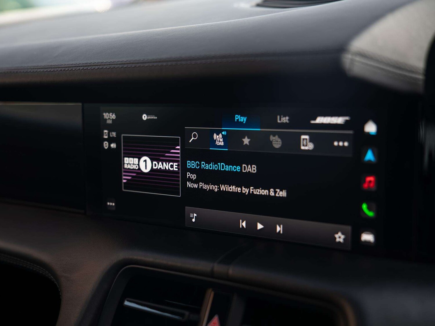 Used Porsche Taycan 2022 for sale - 77282001: Photo 16