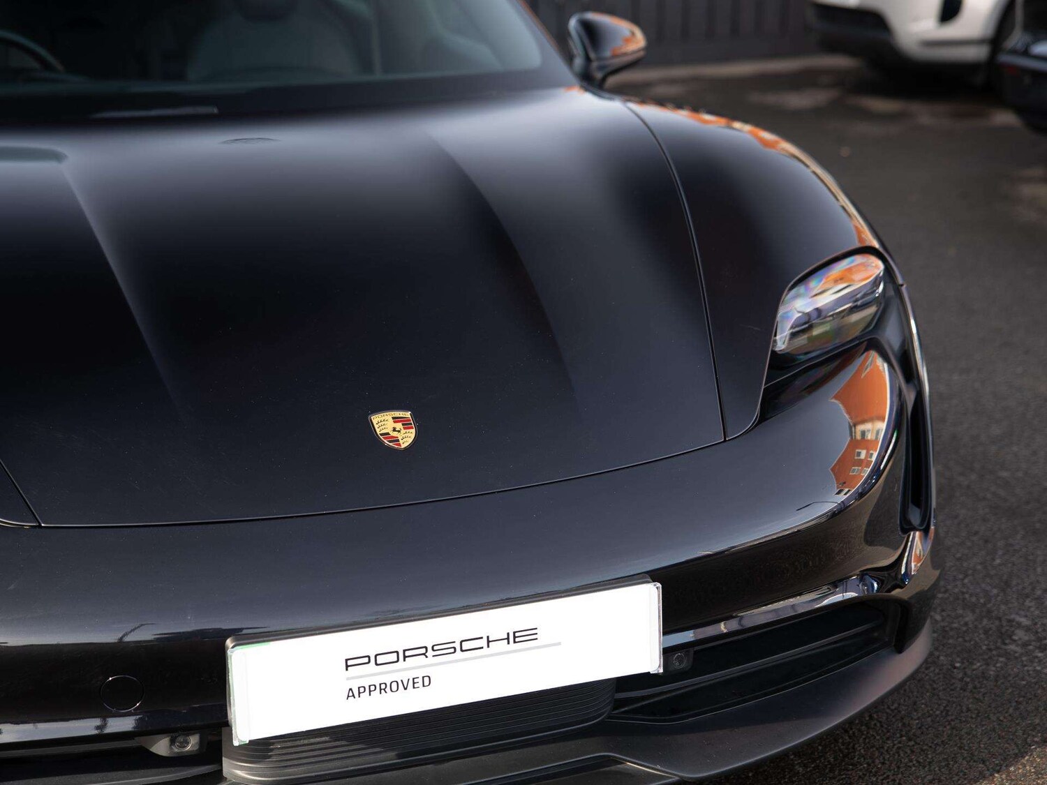 Used Porsche Taycan 2022 for sale - 77282001: Photo 34