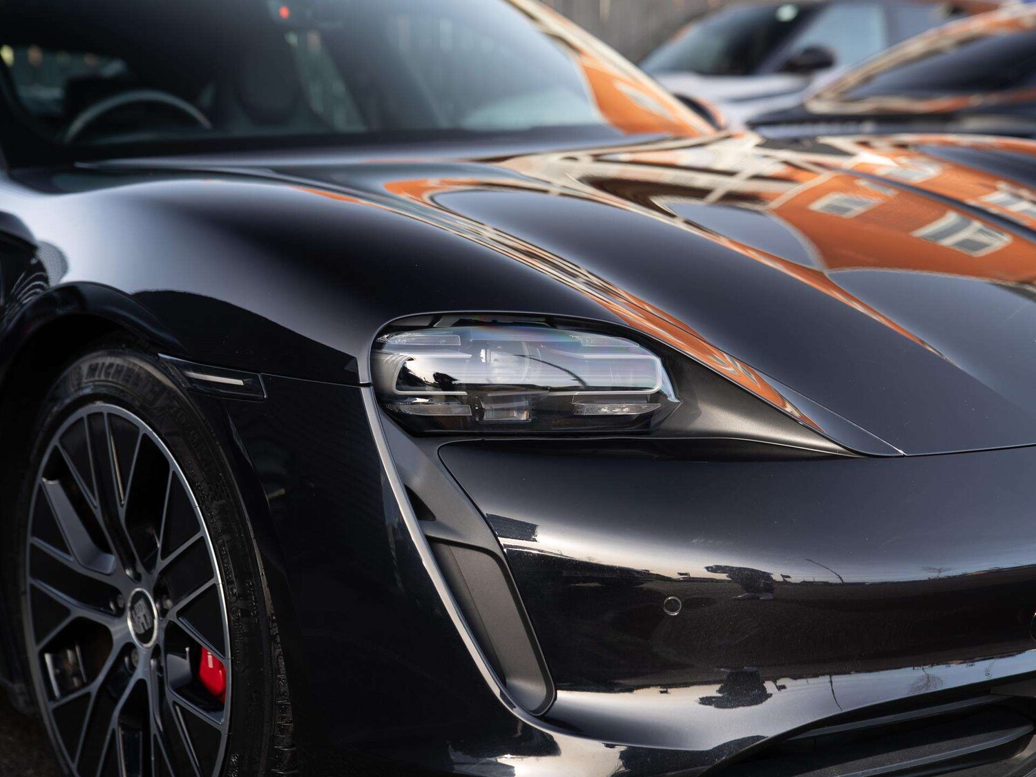 Used Porsche Taycan 2022 for sale - 77282001: Photo 35