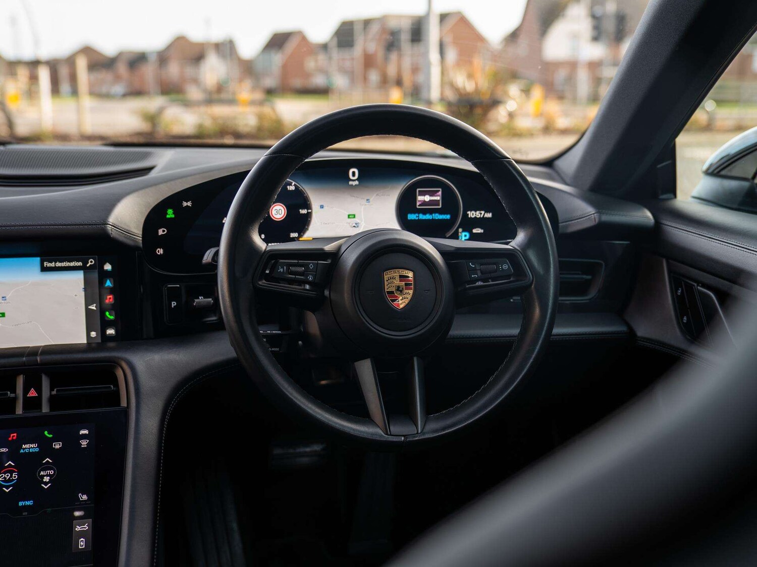 Used Porsche Taycan 2022 for sale - 77282001: Photo 8