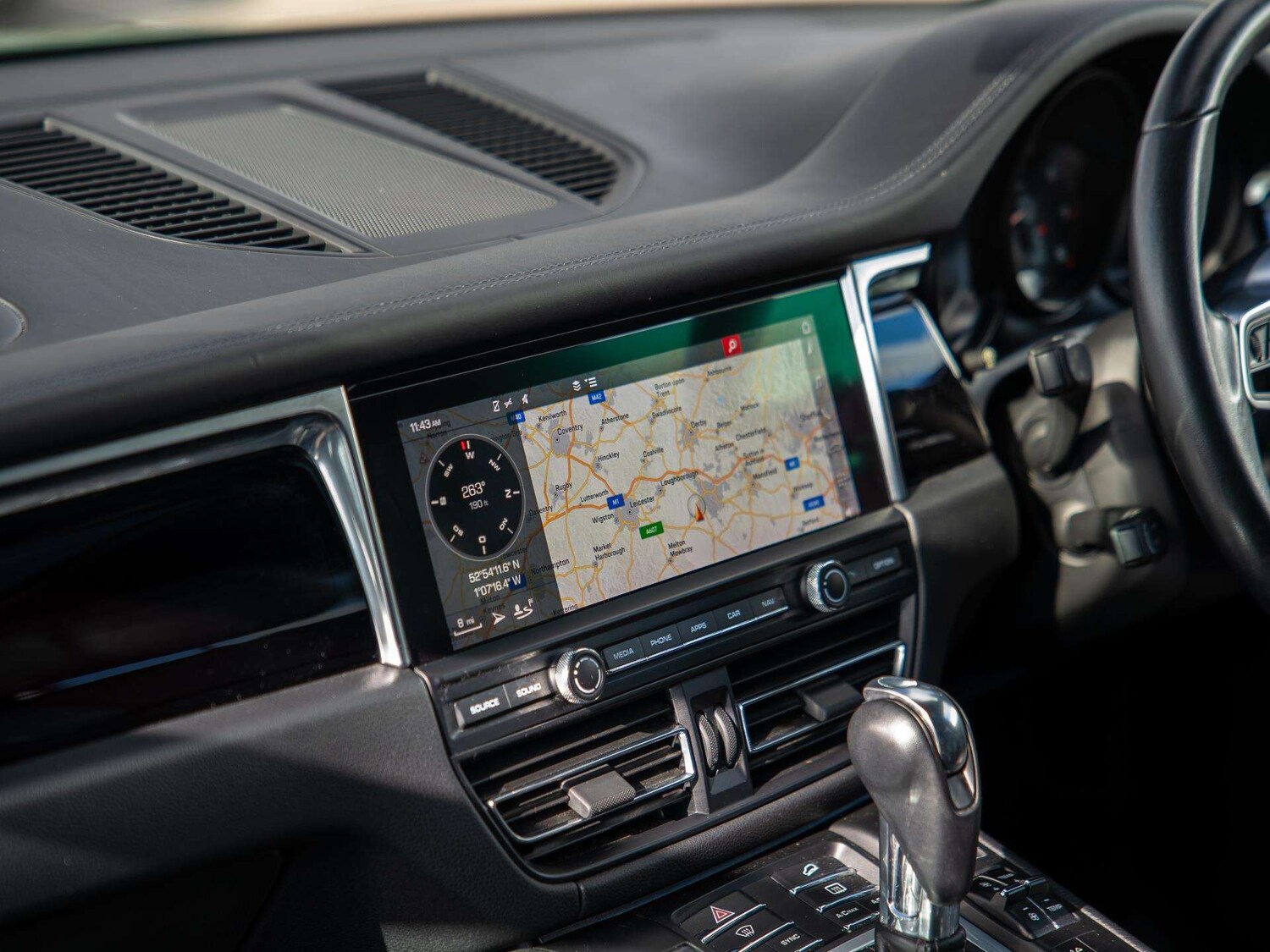 Used Porsche Macan 2019 for sale - 77842416: Photo 20