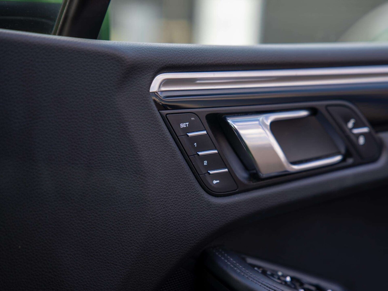 Used Porsche Macan 2019 for sale - 77842416: Photo 24