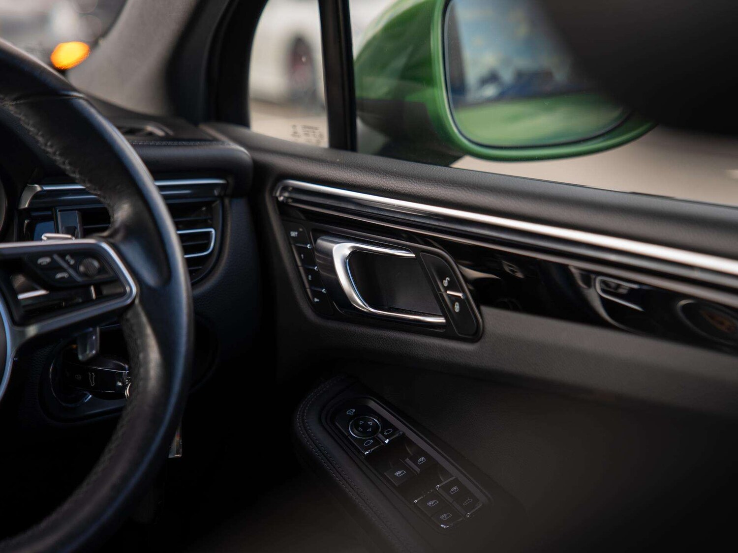 Used Porsche Macan 2019 for sale - 77842416: Photo 28