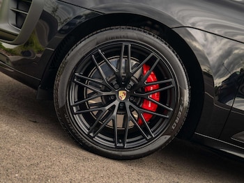 Used Porsche Macan 2024 for sale - 79134780: Photo