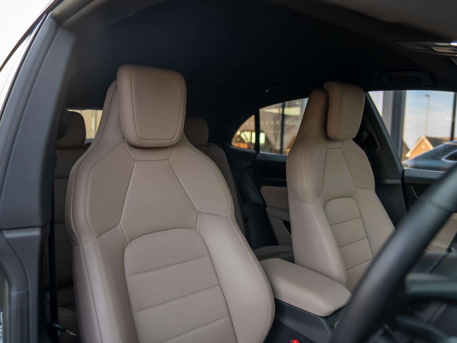 Used Porsche Macan 2024 for sale - 77526943: Photo 10