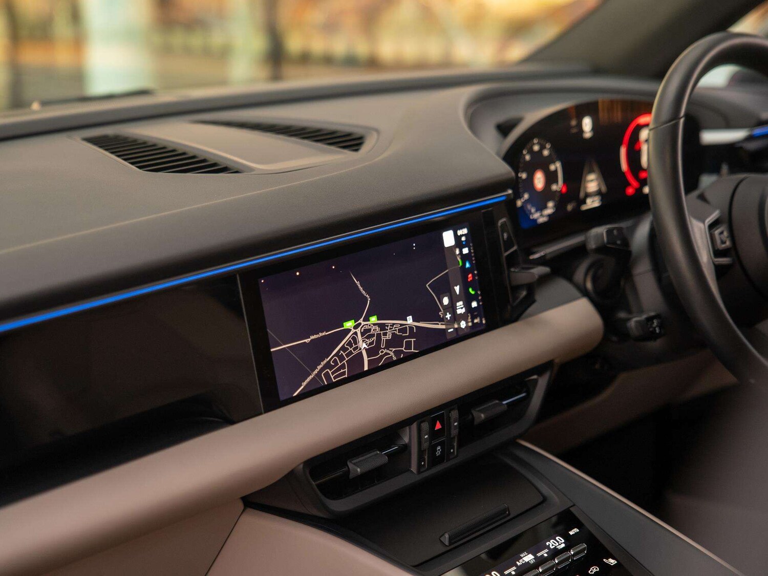 Used Porsche Macan 2024 for sale - 77526943: Photo 13