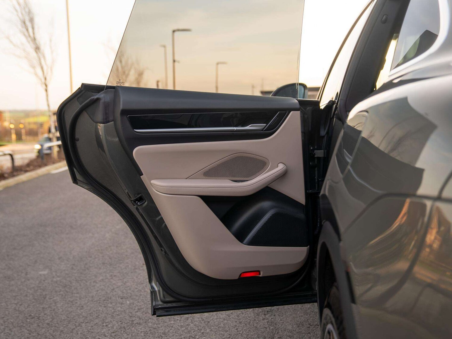 Used Porsche Macan 2024 for sale - 77526943: Photo 29