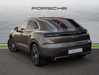 Used Porsche Macan 2024 for sale - 77526943: Photo