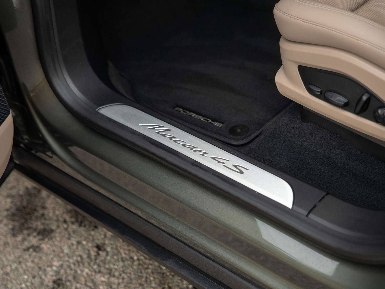 Used Porsche Macan 2024 for sale - 77526943: Photo 31