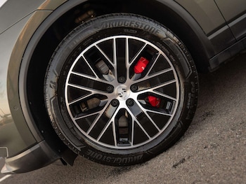 Used Porsche Macan 2024 for sale - 77526943: Photo