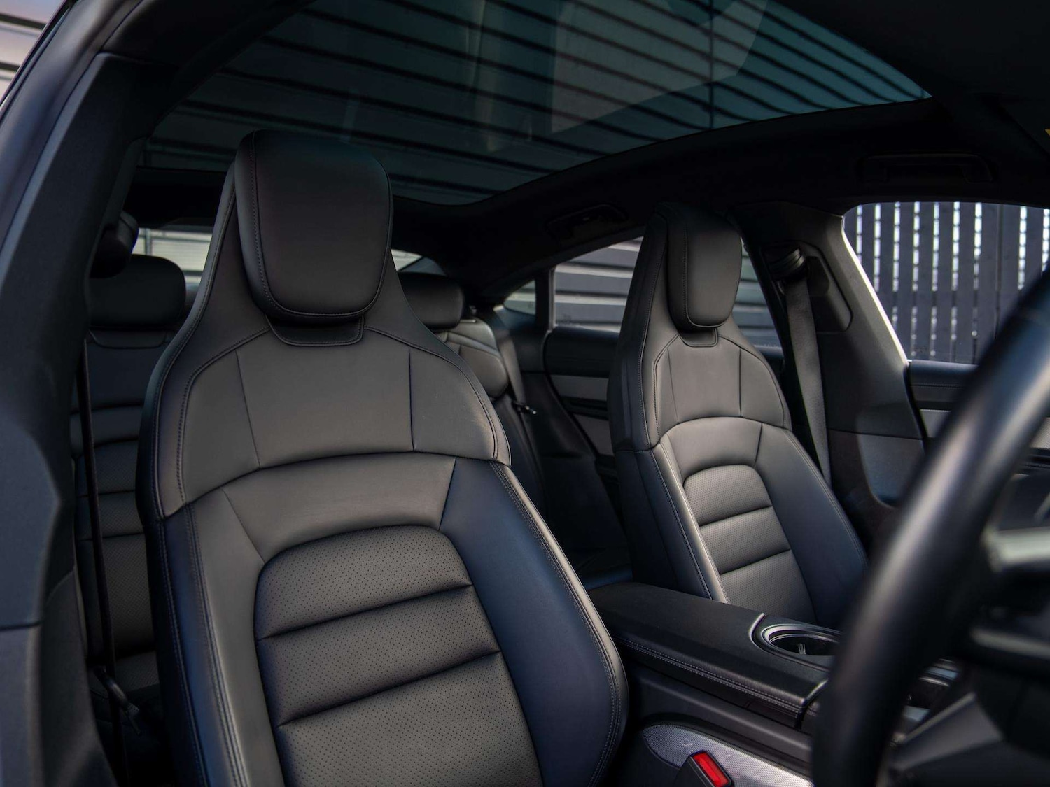 Used Porsche Taycan 2021 for sale - 76126031: Photo 13