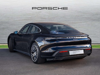 Used Porsche Taycan 2021 for sale - 76126031: Photo 2