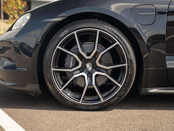 Used Porsche Taycan 2024 for sale - 79319812: Photo