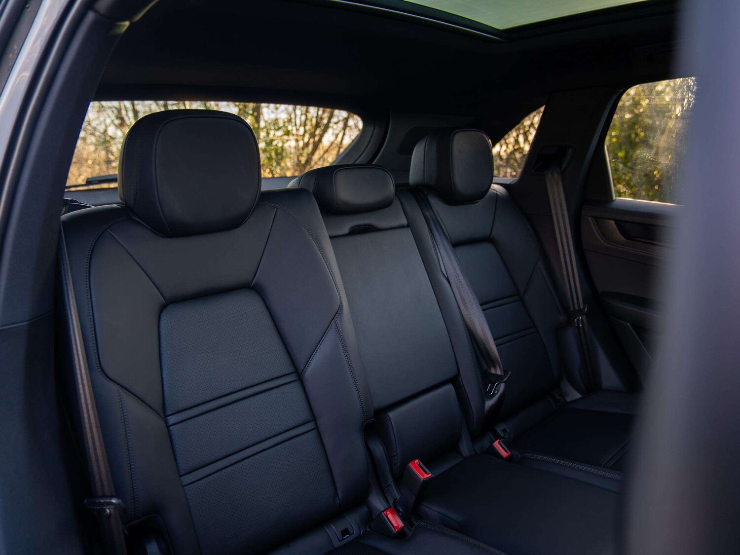 Used Porsche Cayenne 2025 for sale - 76553177: Photo 11