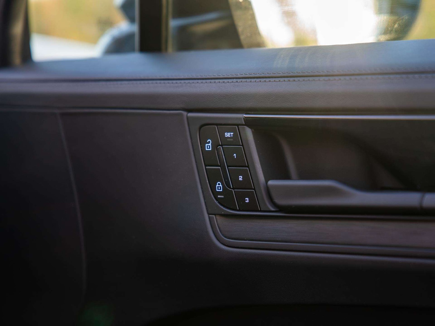 Used Porsche Cayenne 2025 for sale - 76553177: Photo 29