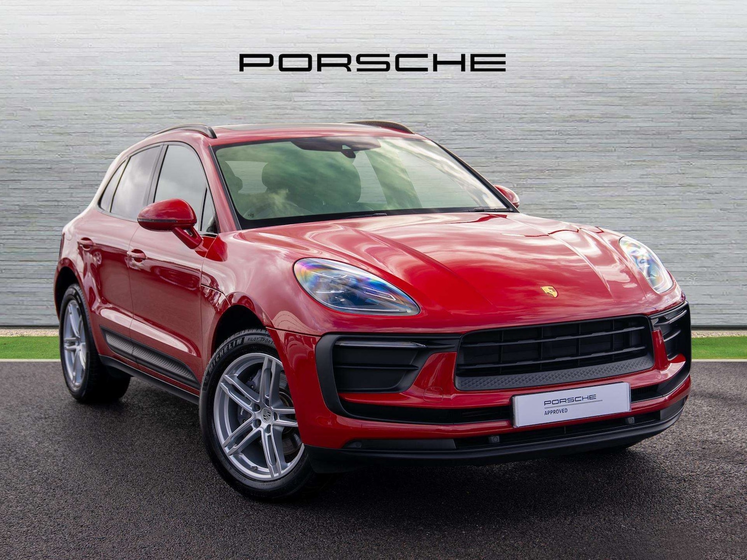 Used Porsche Macan 2024 for sale - 78023915: Photo 1