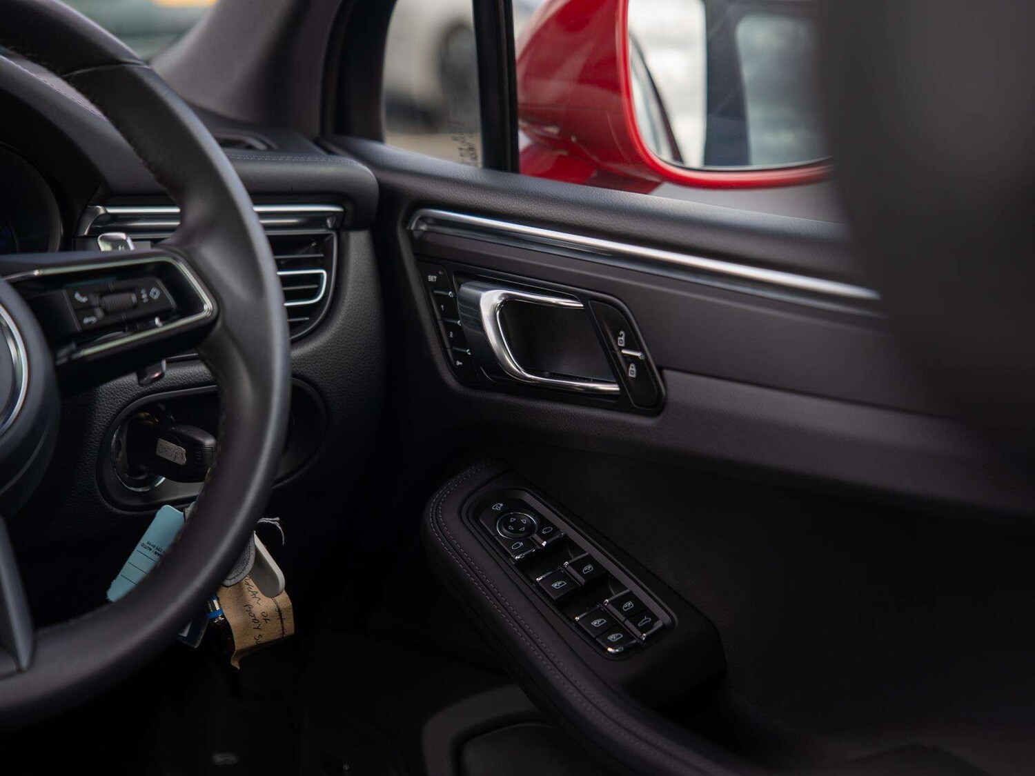 Used Porsche Macan 2024 for sale - 78023915: Photo 33