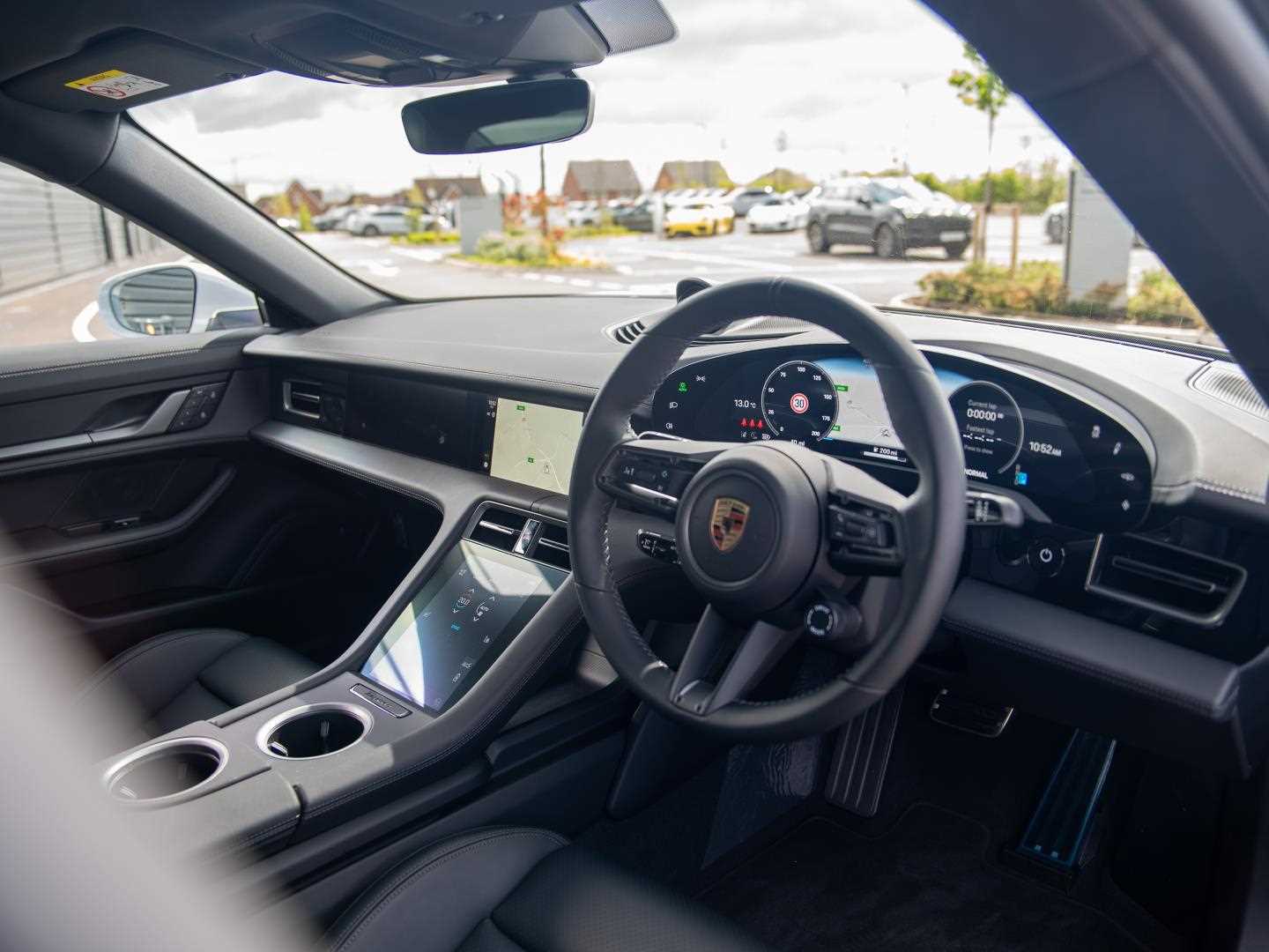 Used Porsche Taycan 2024 for sale - 76087881: Photo 10