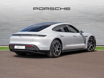Used Porsche Taycan 2024 for sale - 76087881: Photo 2