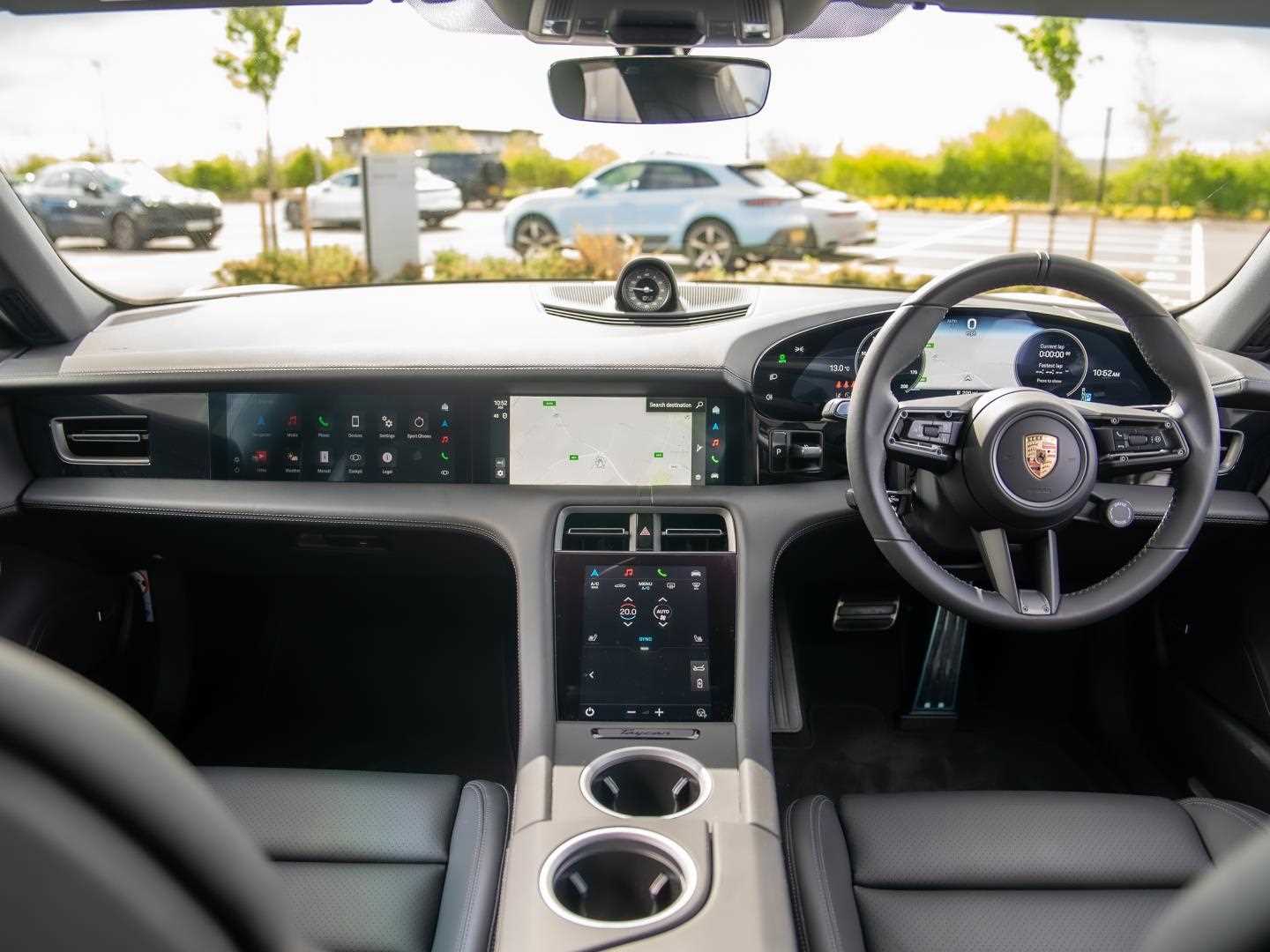 Used Porsche Taycan 2024 for sale - 76087881: Photo 3