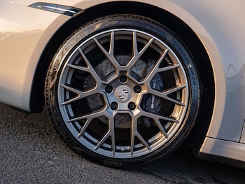 Used Porsche 911 2024 for sale - 78024169: Photo