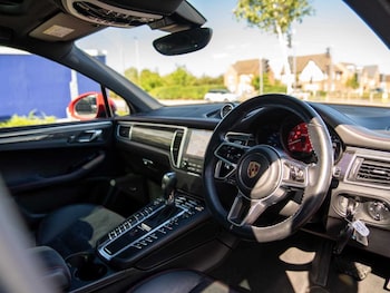 Used Porsche Macan 2017 for sale - 75496744: Photo