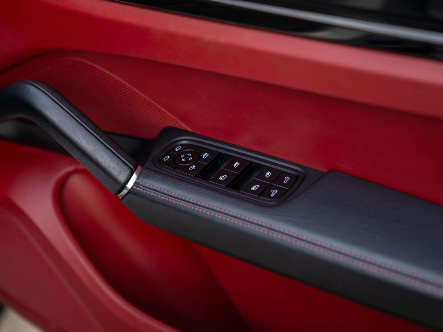 Used Porsche Cayenne 2022 for sale - 77281910: Photo 30