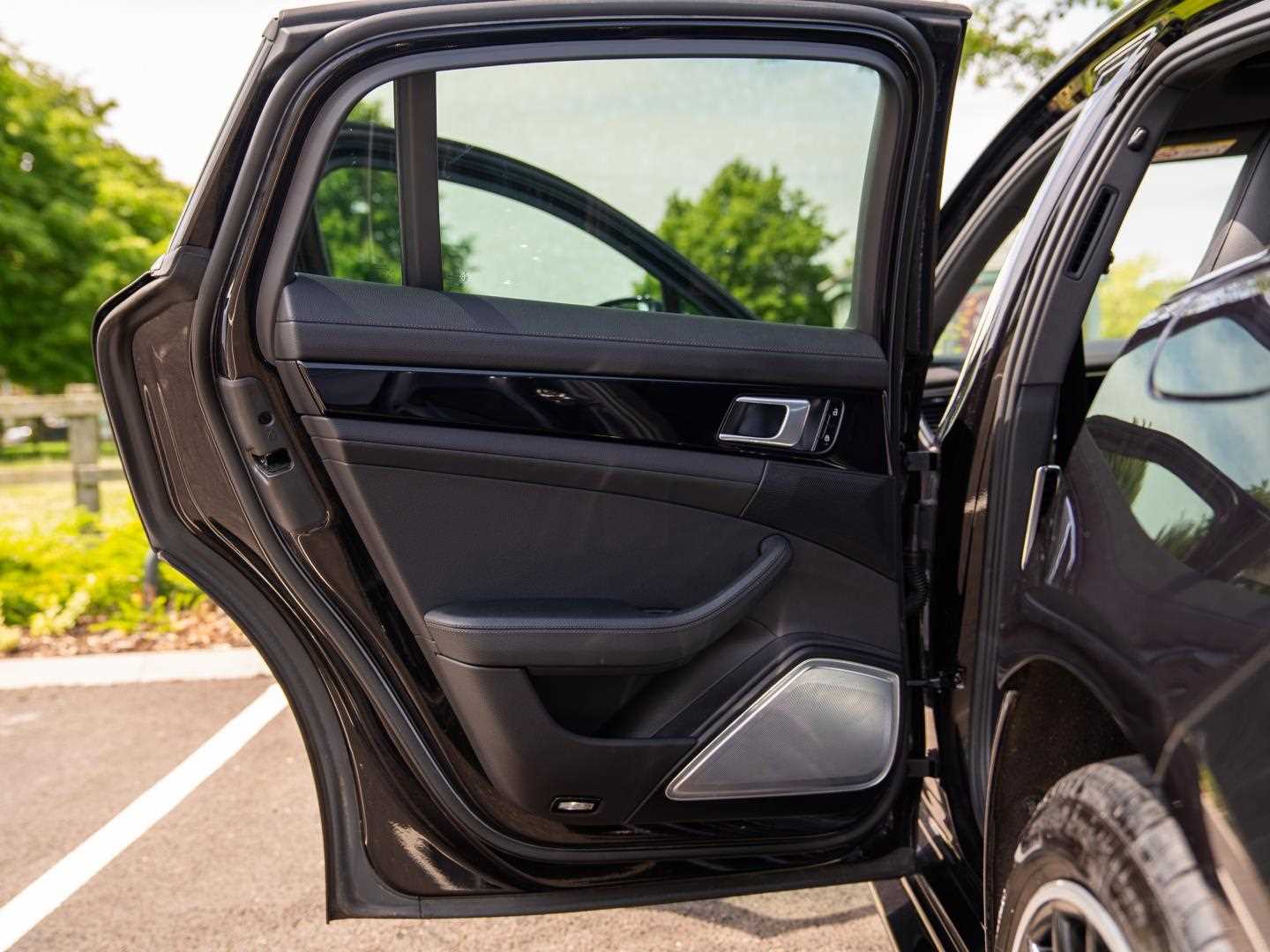 Vehicle 33