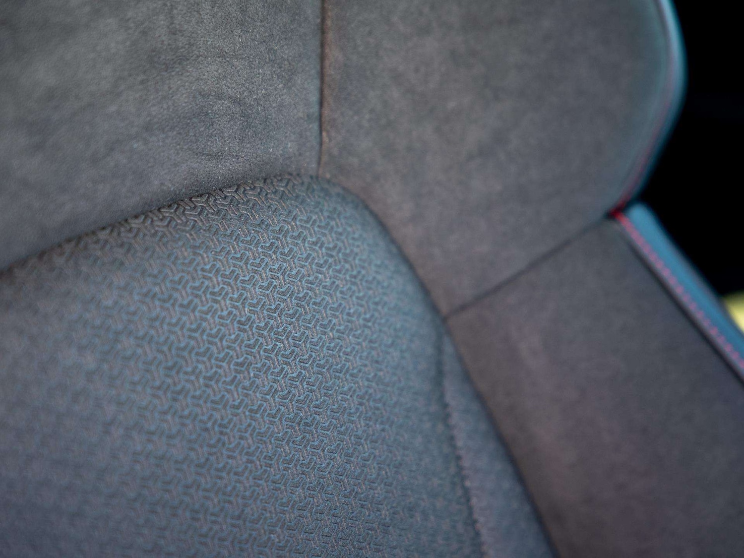 Used Porsche Taycan 2025 for sale - 76475956: Photo 14