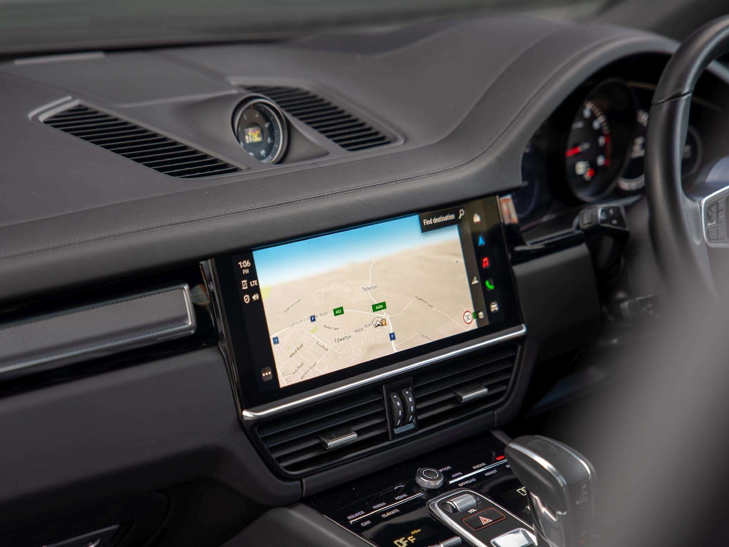 Used Porsche Cayenne 2022 for sale - 76475806: Photo 3