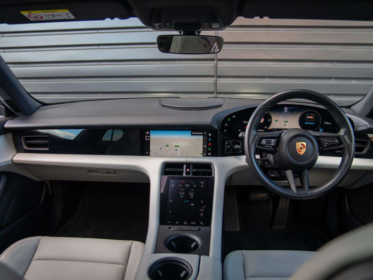 Used Porsche Taycan 2022 for sale - 76421092: Photo 3