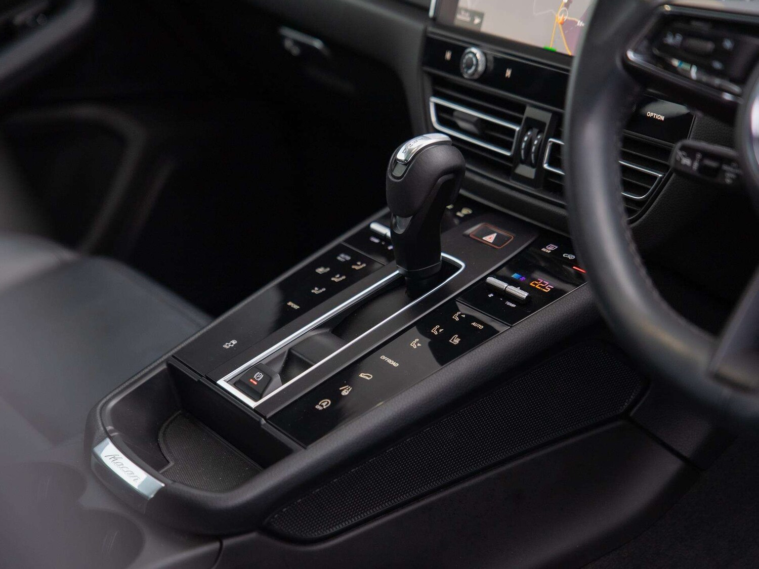 Used Porsche Macan 2022 for sale - 78023943: Photo 24